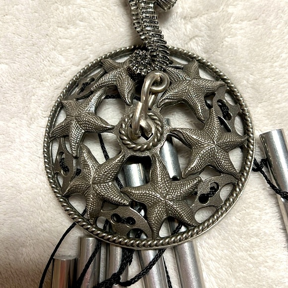HERITAGE PEWTER. WIND CHIME with SEAHORSE. Handcrafted. 6 Silver Rods. Total 21” - Picture 3 of 10